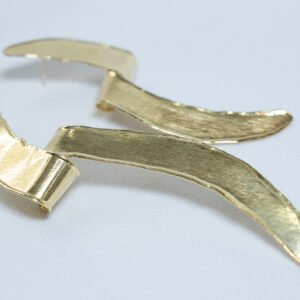 brincos pena dourada